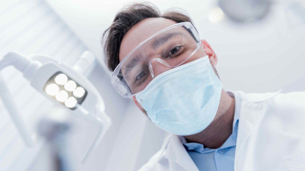 Digital eller dø: Er din klinik synlig på Google? Modtag gratis webanalyse.