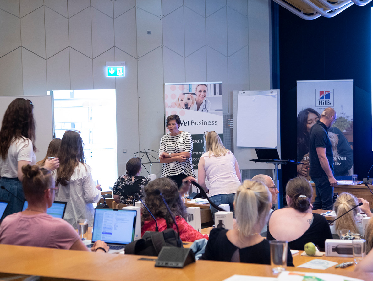 Imellem workshoppene i praksisoptimering hjælper VetFamily den enkelte praksis med at følge op på nøgletallene.