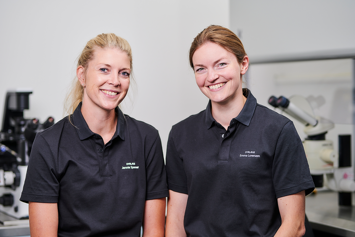 Emma Kathrine Lorenzen (th.) ejer og driver VetEmbryo sammen med Jannie Spanner. De to har ifølge Emma Kathrine Lorenzen et »sindssygt godt partnerskab.«